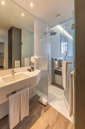 Unclassified image, 4 of 10, button - Premium Luxury Villa – Perfect for Families & Groups (Maputo)