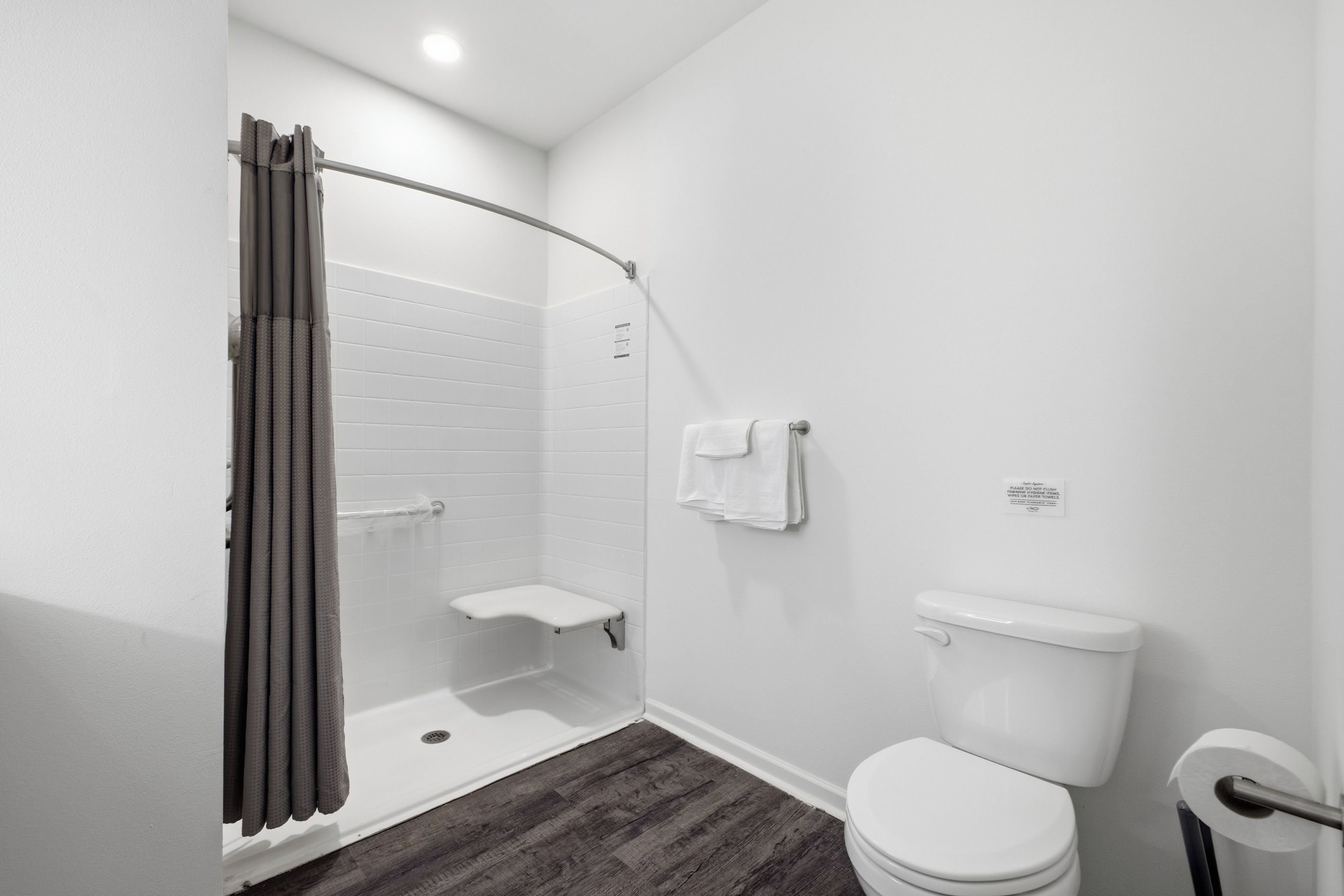 Towels, soap, shampoo, toilet paper