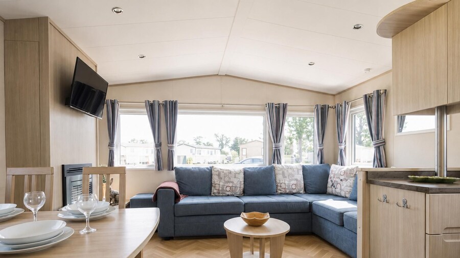 Mallard Brook Caravan -sleeps 8- Billing Aquadrome