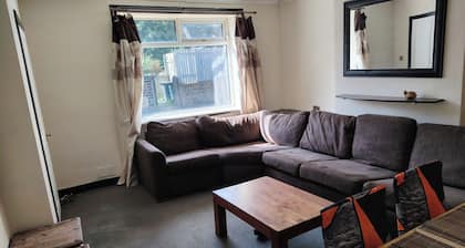 Cosy Cottage Retreat in Huddersfield