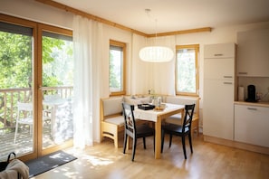 Dining - Seehaus an Badesee und Stausee - Natur, Ruhe & zwei Terrassen (Rauchwart im Burgenland)