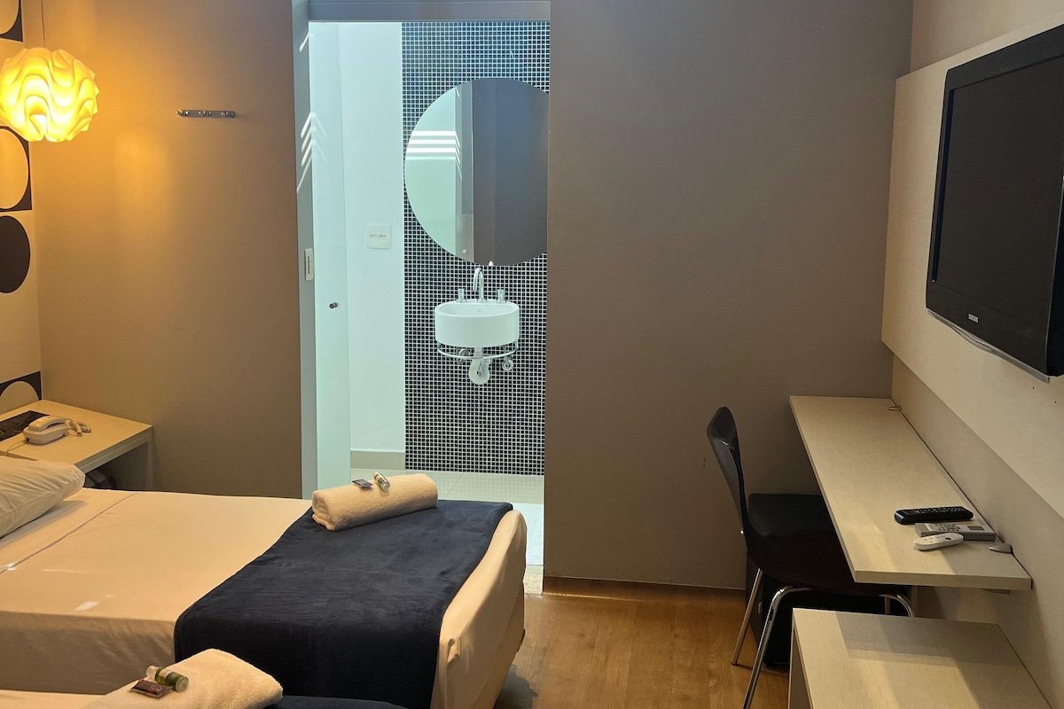 Comfort-Doppel- oder -Zweibettzimmer