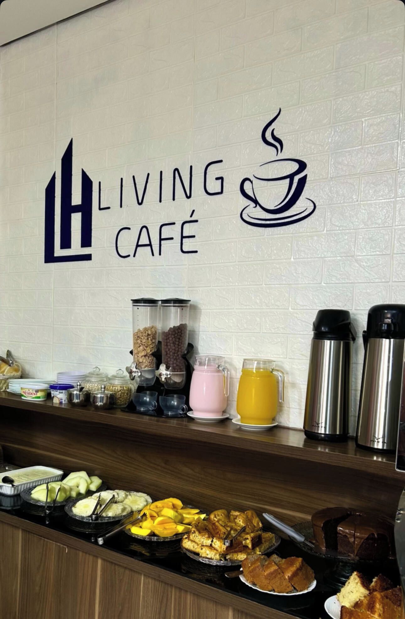 Petit déjeuner buffet