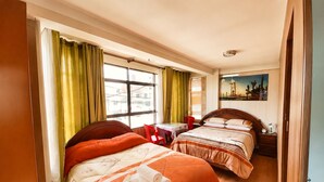 Comfort-Dreibettzimmer, Stadtblick