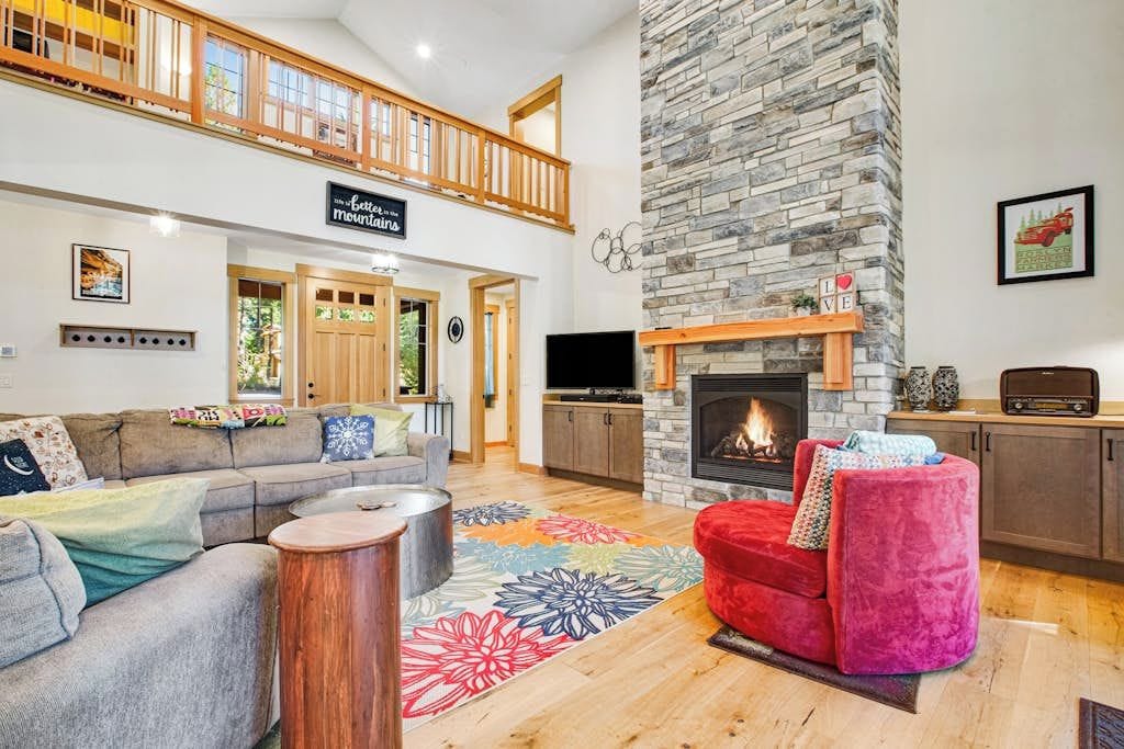 TV, fireplace, DVD player