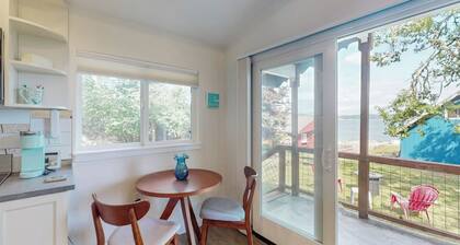 Waterfront couples getaway with patio