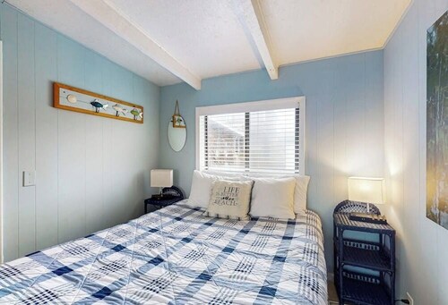 Beautiful 1BR Oceanview Dog Friendly