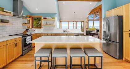 Gorgeous 3BR on 10 acres with amazing ocean view