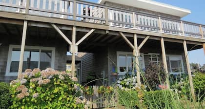 3BR dog-friendly condo with ocean view