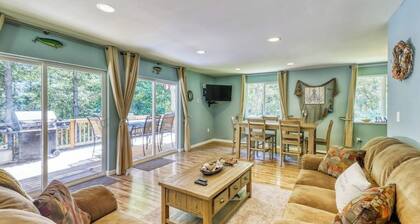 Incredible 4BR - Dock - Fireplace - Deck