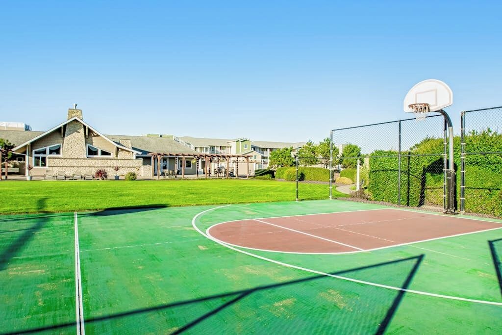 Sport court