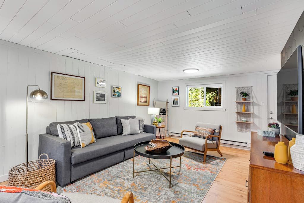 Cabins 1br Lakefront - Dock - Deck - Firepit - Snoqualmie, WA