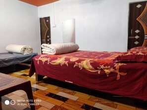 Room - Brishti Bilash Guesthouse (Sreemangal)