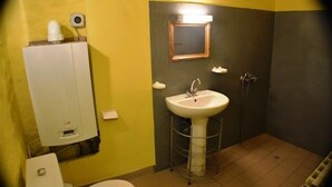 Unclassified image, 5 of 8, button - Vrbo Property (Grospierres)