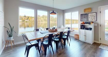7BR Property with water views & private beach