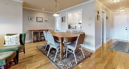 4BR condo with waterfront views