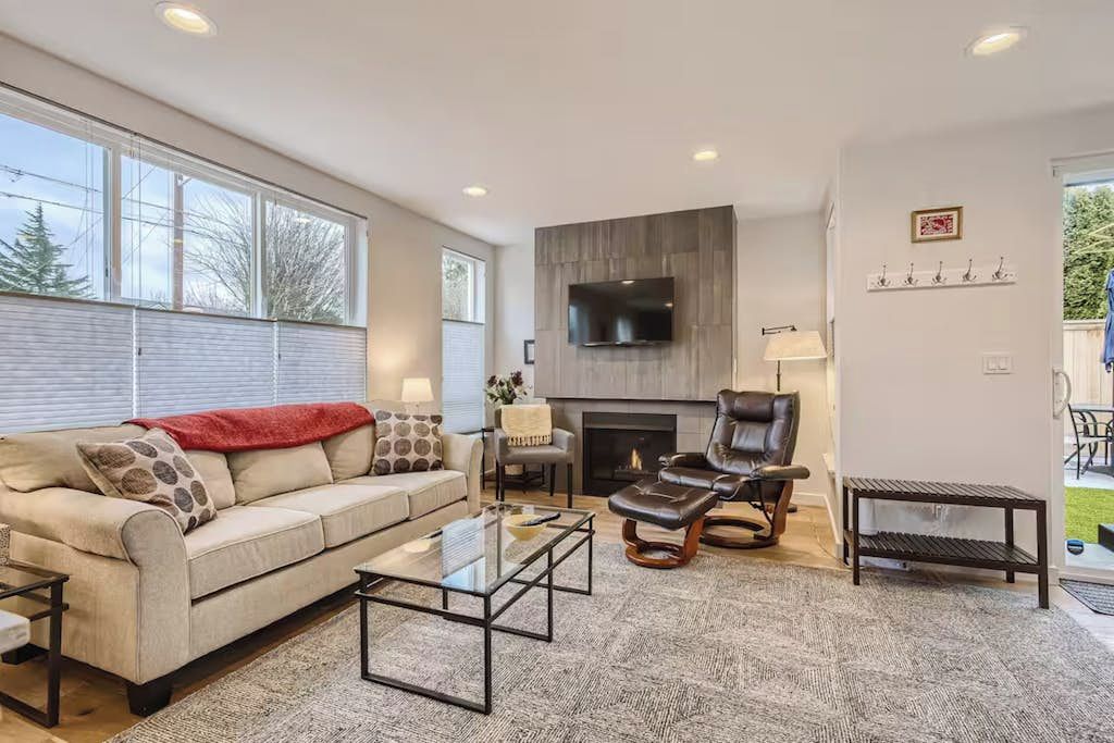 2br Modern House, Private Backyard, Fireplace, Bbq - Ballard - Seattle