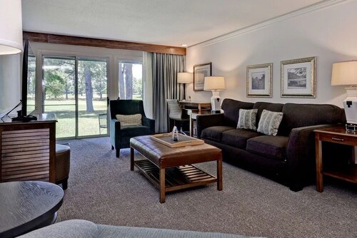 Kingsmill condo - 9th Fairway views near Busch Gardens & Colonial Williamsburg