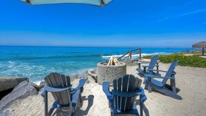 Unclassified image, 2 of 37, button - Fabulous 4 Bed Home Oceanfront Getaway in Oceanside, Fire Pit, Private Beach (Oceanside)