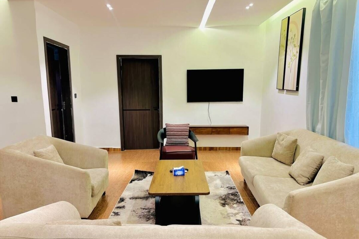 Executive Suite | Living area