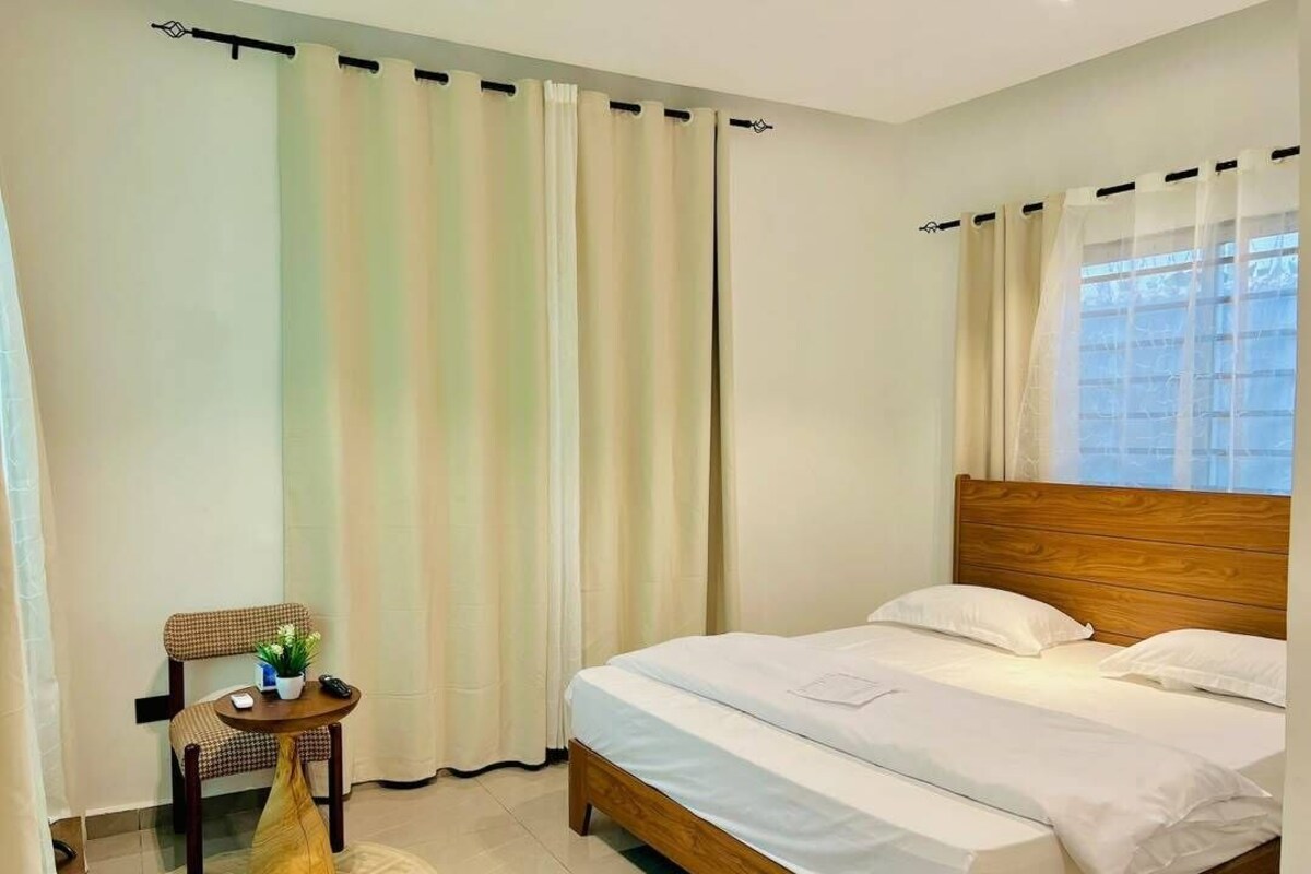 Deluxe Double Room, 1 Double Bed, Non Smoking, Balcony