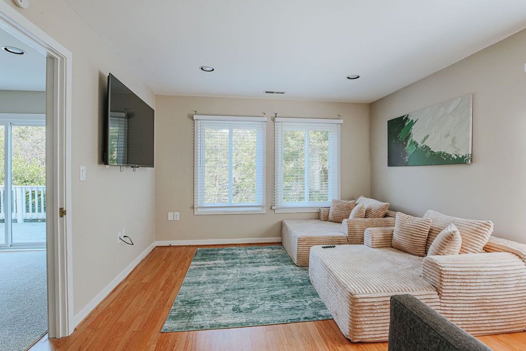 House, Private Bathroom (Fore Seasons) | Lounge