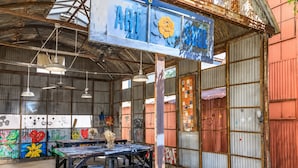 Unclassified image, 2 of 7, button - The Beauty Loft 360° Views (Dallas)