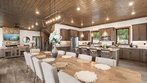 Dining - Luxury 6BR Lodge! Indoor Pool + Mtn Views! (Walland)