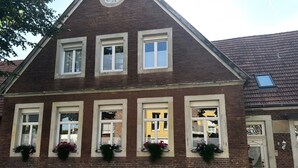 Exterior - Apartment 'Am Schloss' with Wi-Fi (Steinfurt)