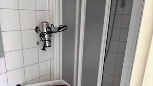 Bathroom - Apartment 'Am Schloss' with Wi-Fi (Steinfurt)