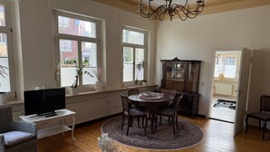 Dining - Apartment 'Am Schloss' with Wi-Fi (Steinfurt)
