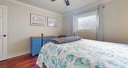 2BR Home on the water with beach access, & game room