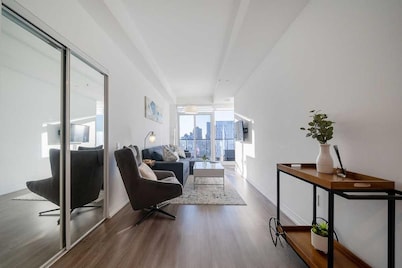 StayToronto - The Jarvis Condos