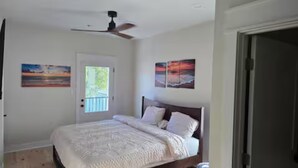Room - New 1-bedroom "Sunrise" Hotel Suite Near Downtown Ocean Springs with Pool Access (Ocean Springs)
