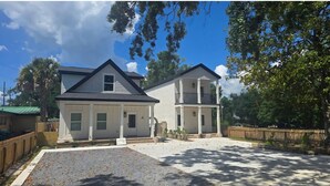 Exterior - New 1-bedroom "Sunrise" Hotel Suite Near Downtown Ocean Springs with Pool Access (Ocean Springs)