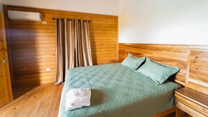Room - Rancho Papá Tan 8 bedrooms-Tu Refugio Privado para Vacacionar (Higuey)