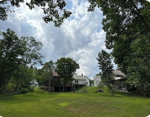 Unclassified image, 3 of 35, button - The Old Herrington Homestead! (Wevertown)