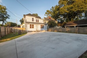 Exterior - The Duncan House (Florence)