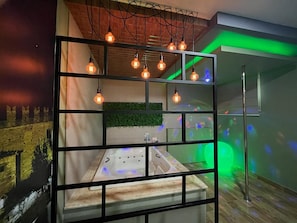 Deluxe tweepersoonskamer, balkon | Badkamer