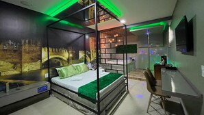 Deluxe tweepersoonskamer, balkon | Gratis wifi