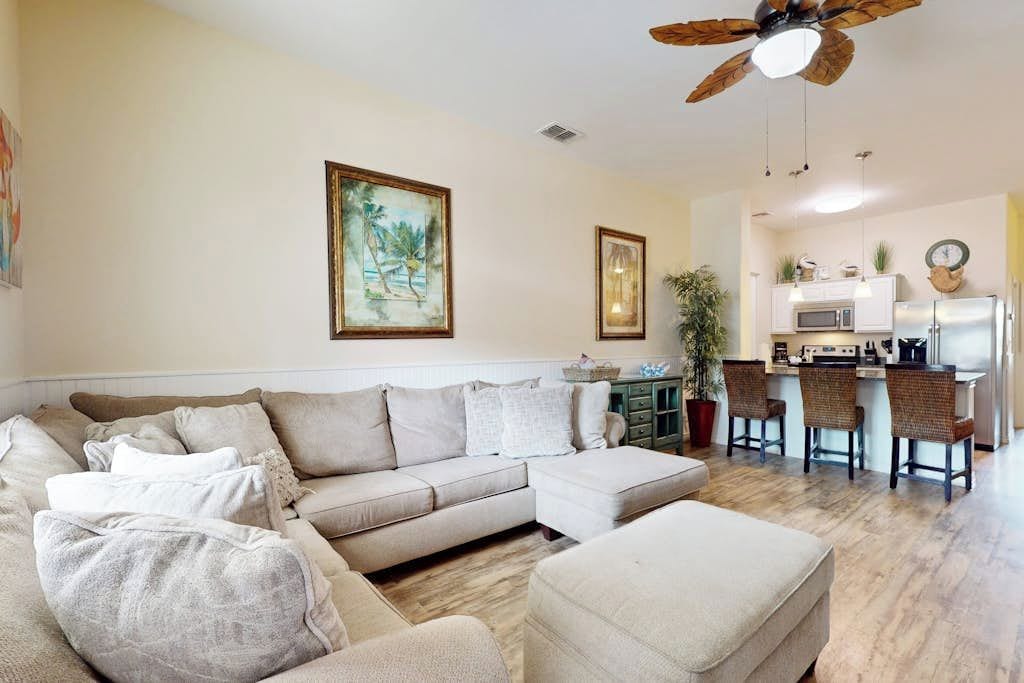 TV, DVD player, offices