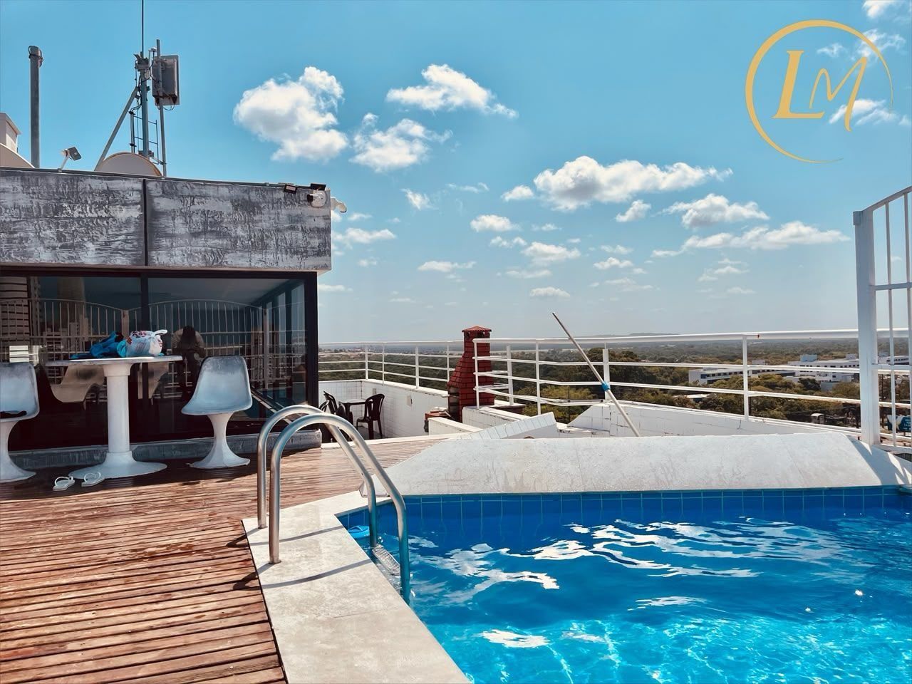 Apartamento Premium | Piscina | Una piscina al aire libre