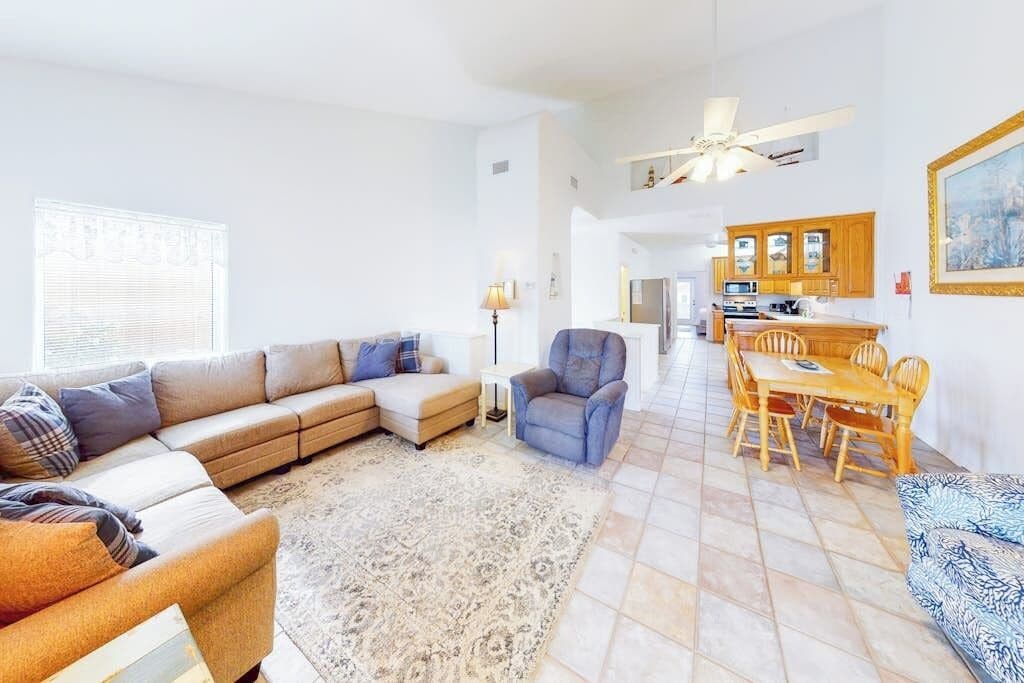 TV, DVD player, offices