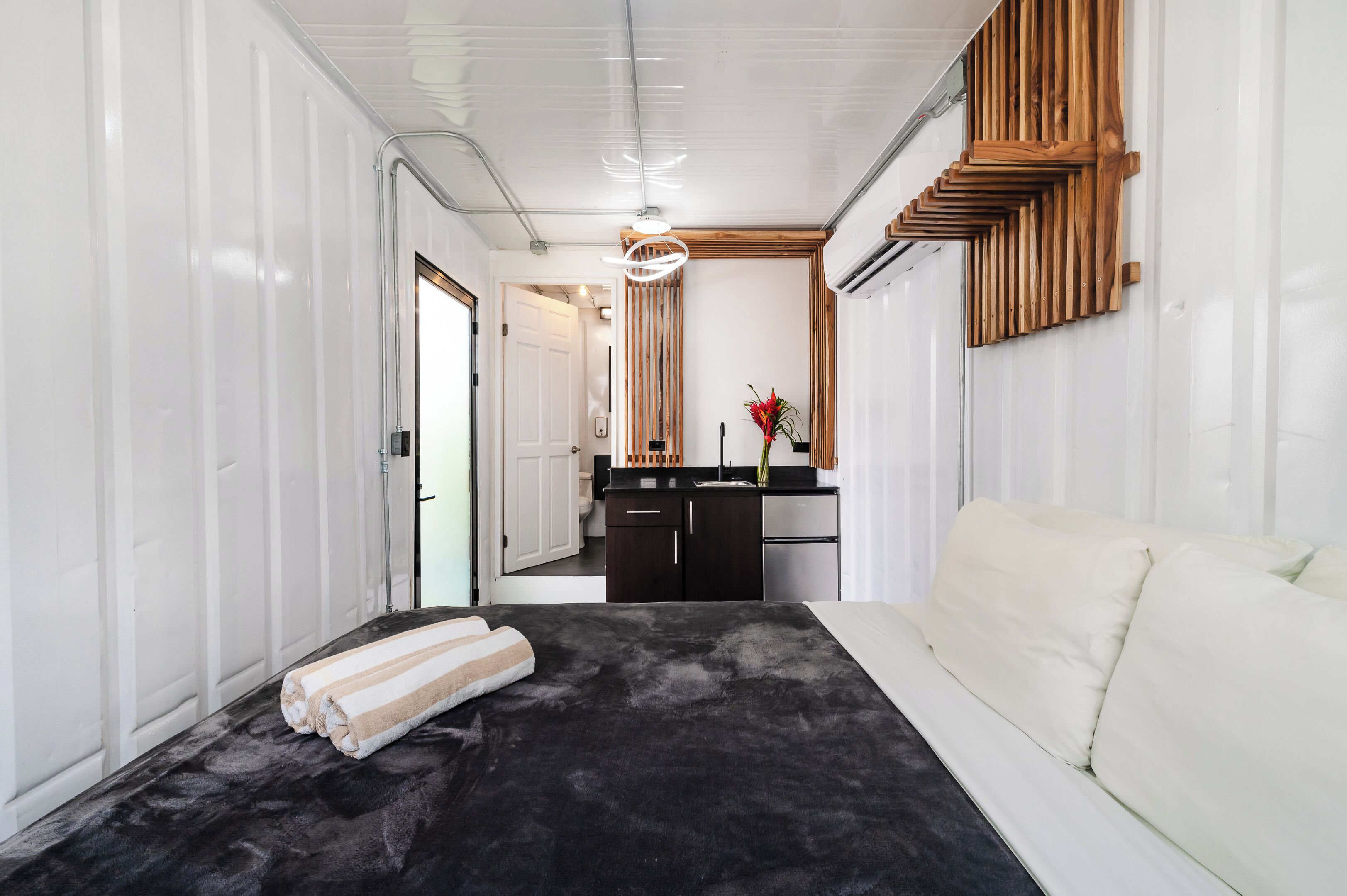 Luxury Apartment, Pool View | WiFi (free)