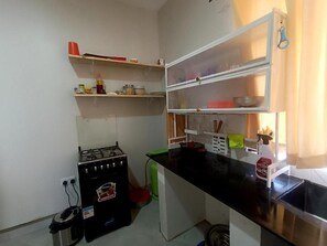 Ảnh chưa phân loại, 3 trong số 9 ảnh, nút