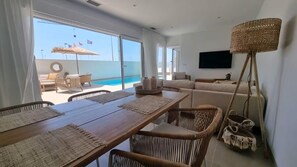 Dining - Brand new modern villa in Ibiza style with private pool and safe neighbourhood (San Javier)