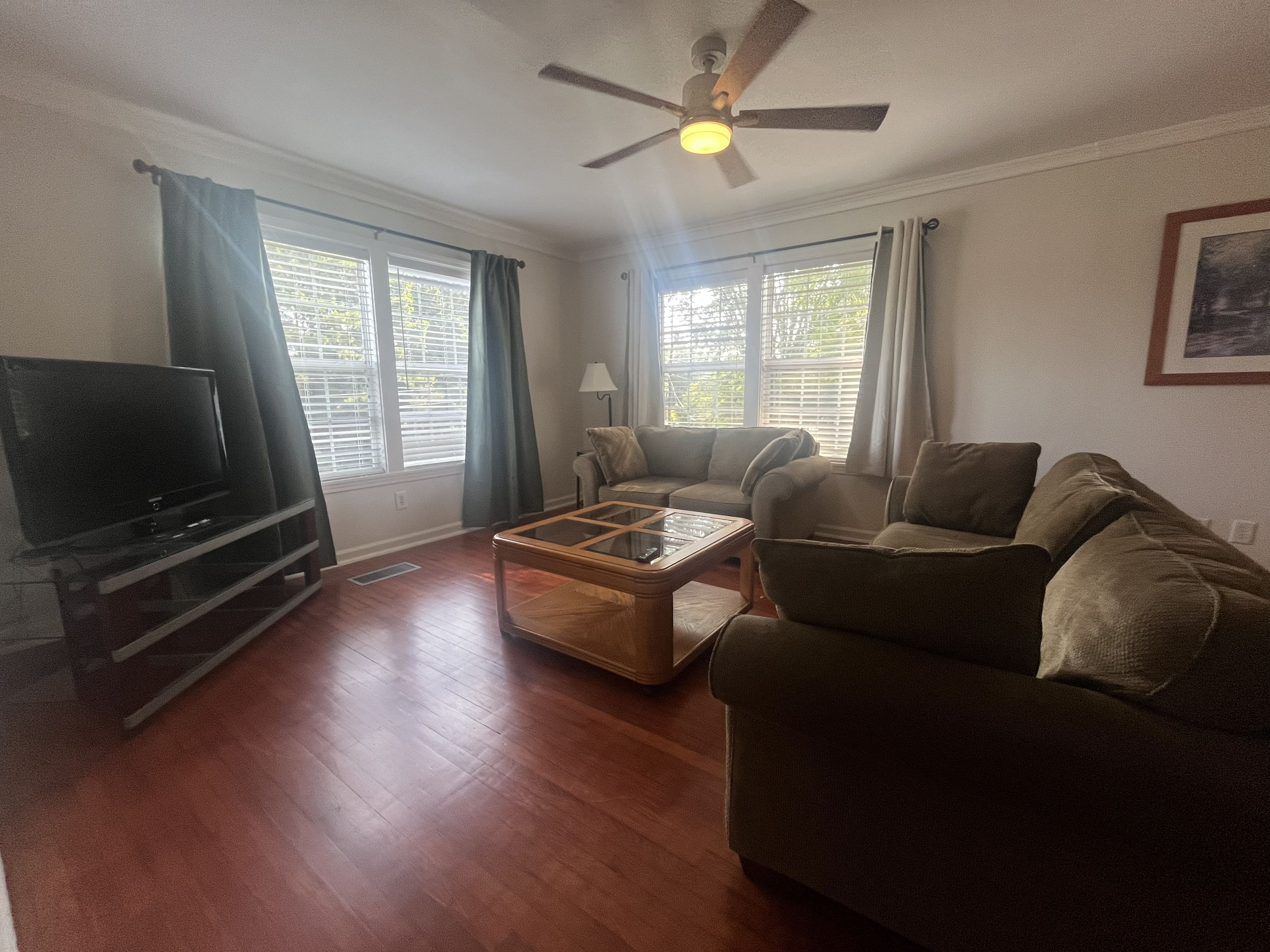 Charming 3-bedroom House With Ac In Buford - 뷰포드
