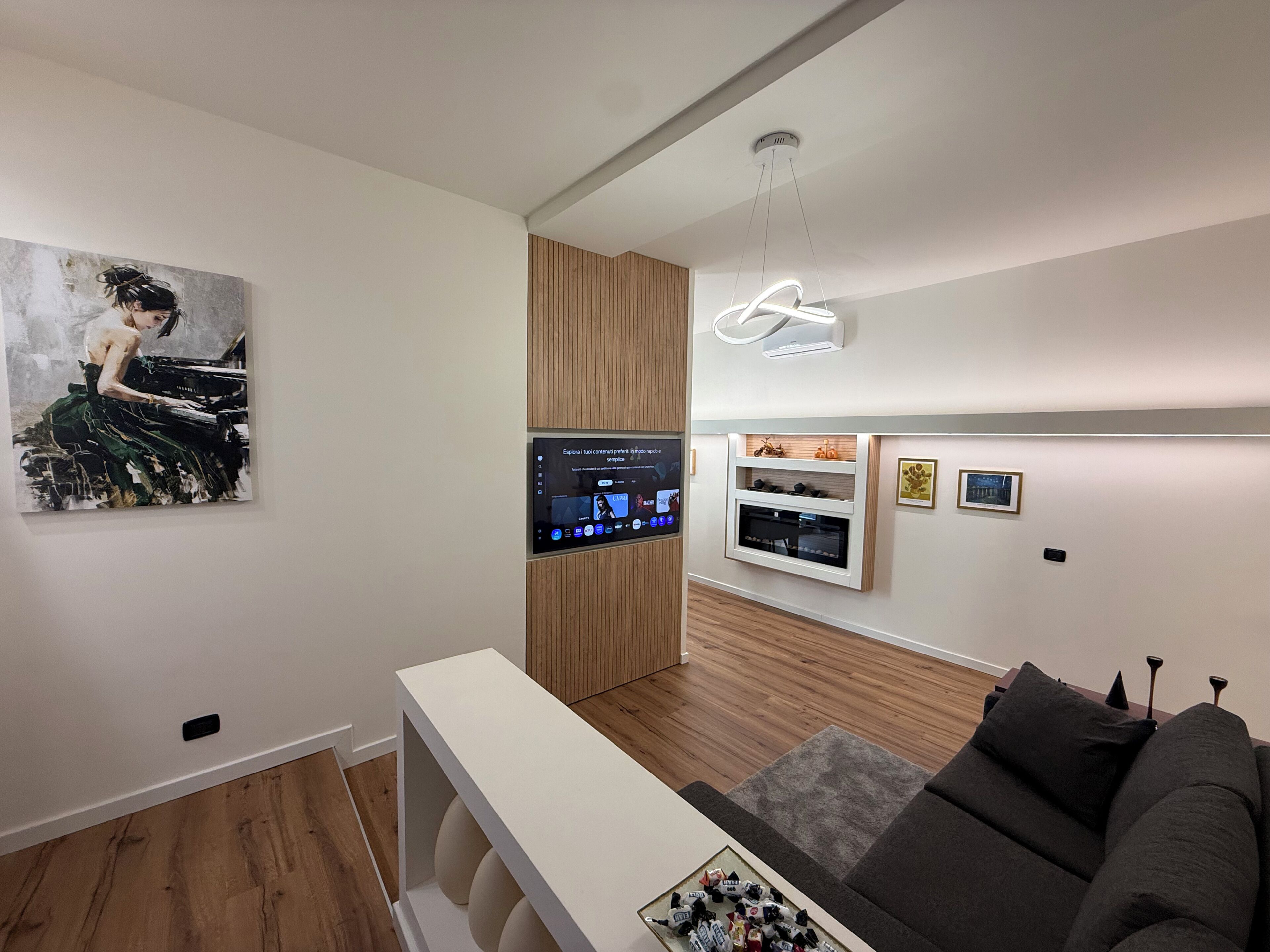 Smart TV, books