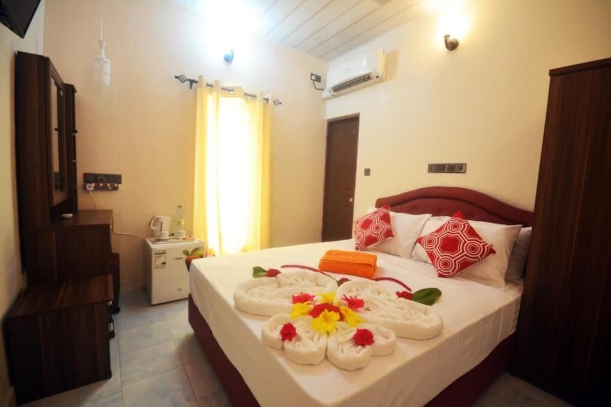 Standard Double Room | Free WiFi