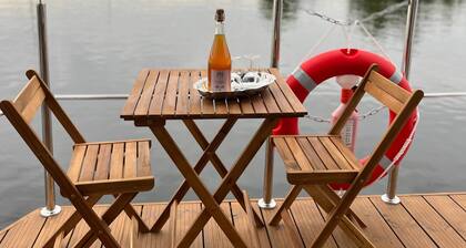 Aurore Houseboat Suite - Honfleur